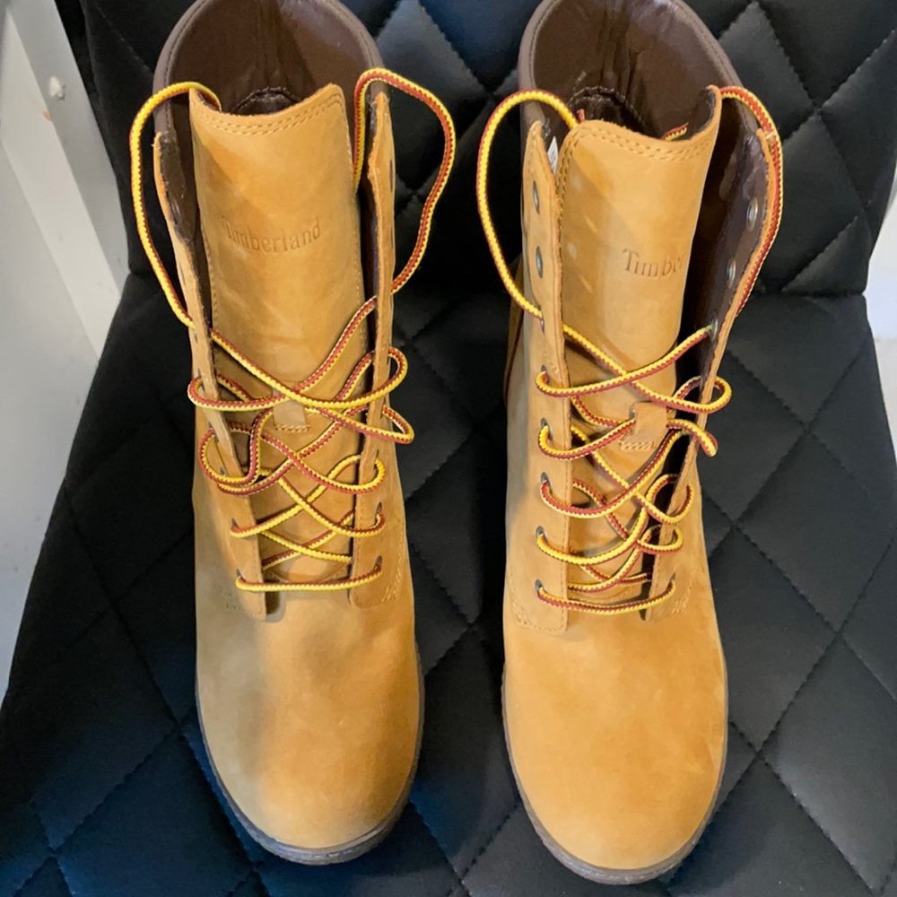 VINTAGE WOMENS TIMBERLAND HEEL BOOTS. - Picture 2 of 8